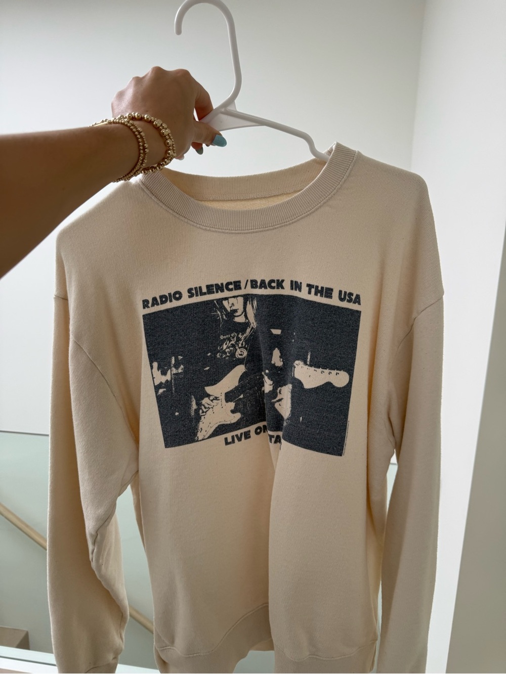 Brandy Melville Cream Graphic Crewneck Sweatshirt - Oversized (fits like M)